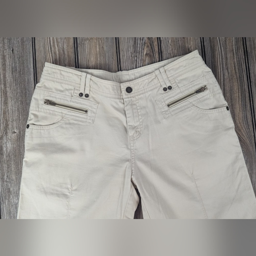 Ojai Size 4 Cream Off White Vintage Capris With Unique Knees And Elastic Hems - Picture 6 of 16